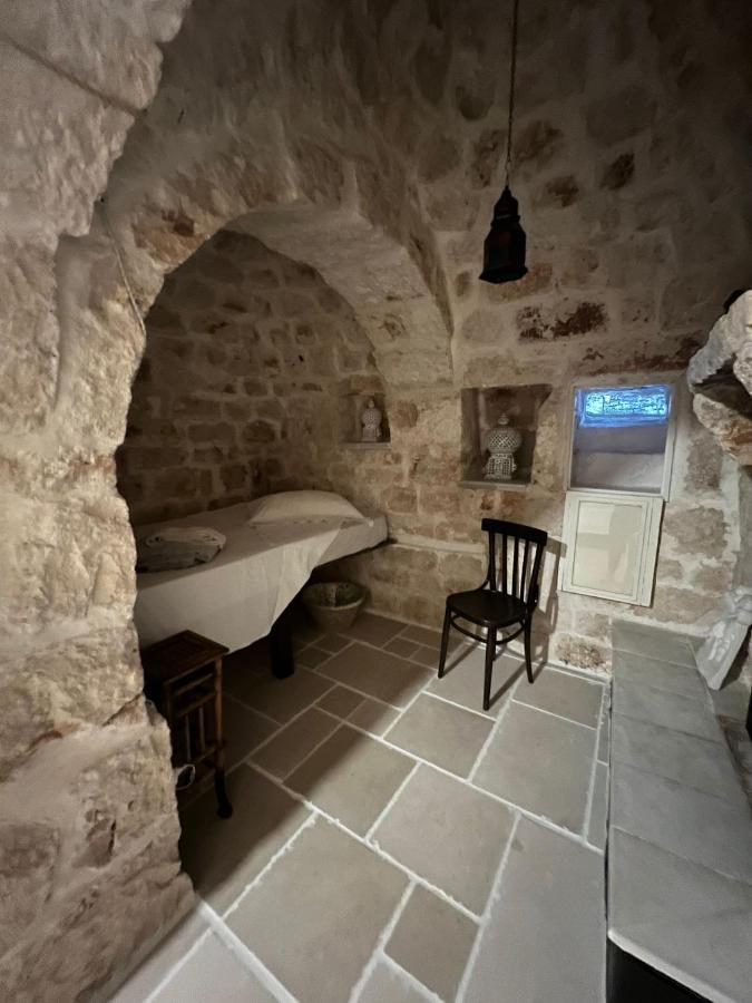 Вілла Trullo Oriale Остуні Екстер'єр фото