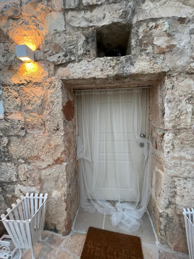 Вілла Trullo Oriale Остуні Екстер'єр фото